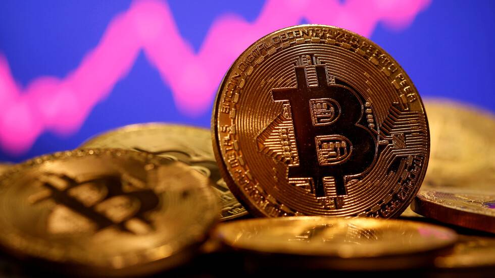 عضو كبار العلماء بالسعودية يحرم عملة "بيتكوين" ويوضح سبب التحريم