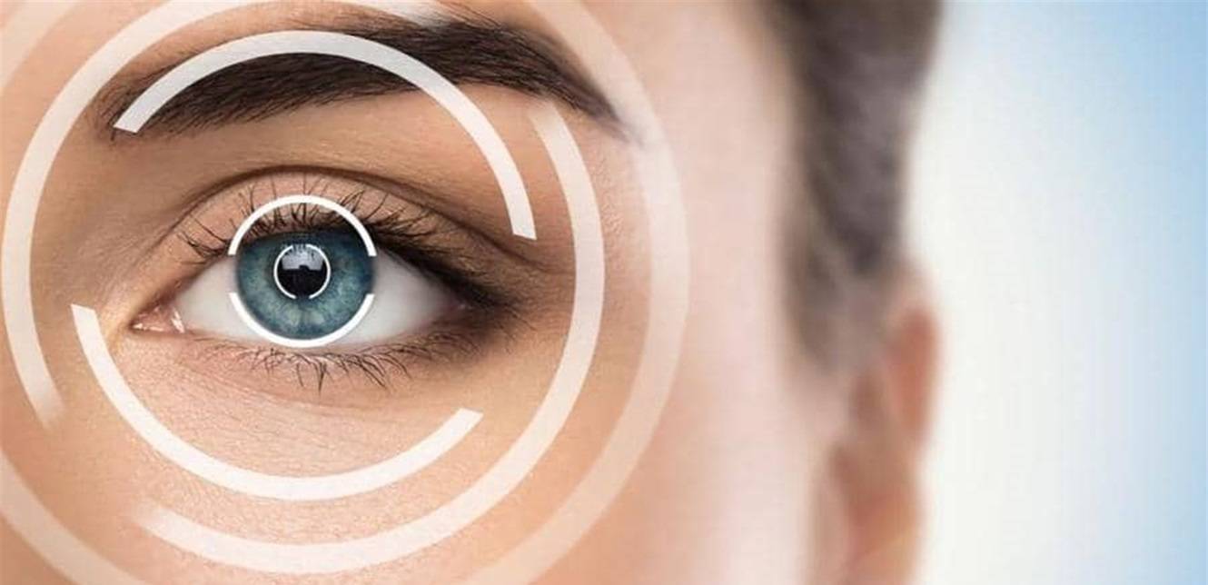 هل تنتقل كورونا بسبب العدسات اللاصقة؟