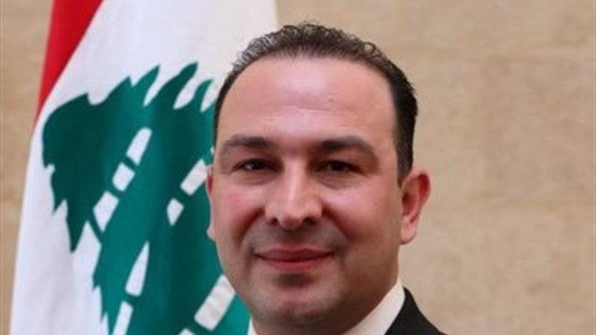 مرتضى: لدراسة حركة أسراب الجراد في الدول المجاورة واتخاذ التدابير الاحترازية