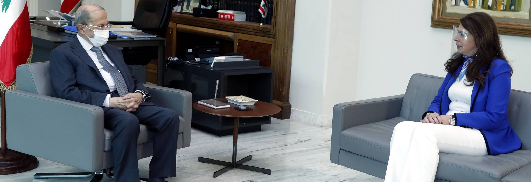 عون عرض مع شريم أوضاع وزارة المهجرين