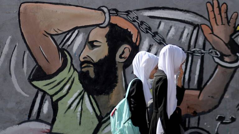4500 أسير فلسطيني في سجون الإحتلال بينهم 140 طفلا و41 امرأة