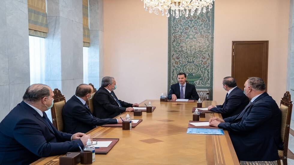 الرئيس بشار الأسد يوجه الحكومة بتحديد آليات تنفيذ "قانون حماية المستهلك" الجديد