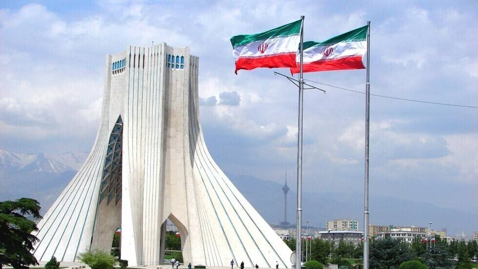 طهران تتوعد بالرد على هجوم نطنز في الزمان المناسب