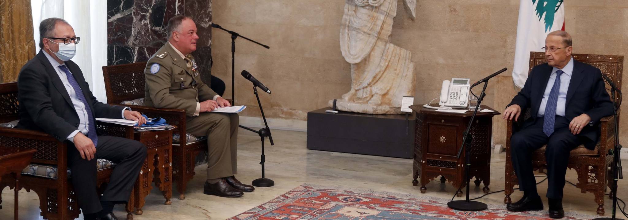 رئيس الجمهورية عرض مع دل كول الوضع في الجنوب وحيا شهداء قانا