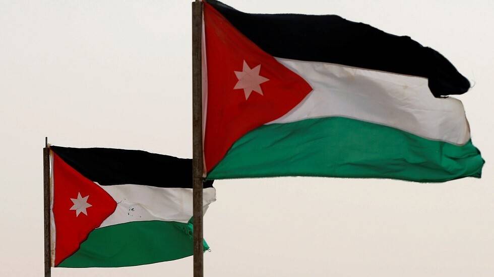 السلطات الأردنية توقف 18 شخصا على ذمة 