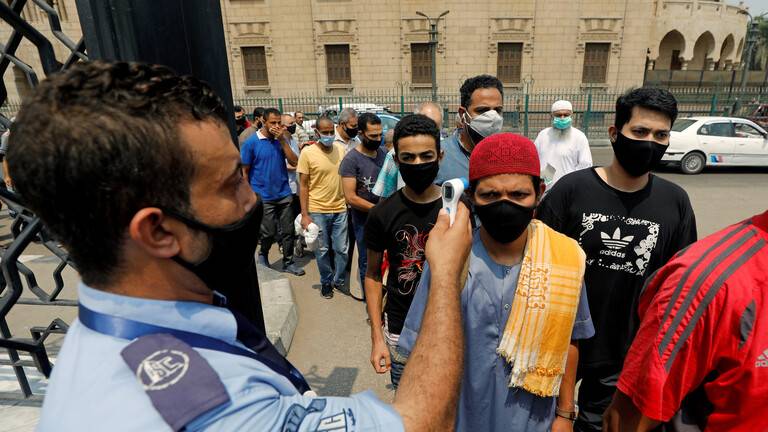مصر تسجل 46 وفاة و861 إصابة جديدة بفيروس كورونا
