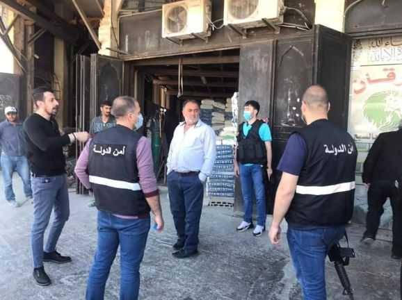 دورية لمفتشي "الإقتصاد" على محطات الوقود ومحال بيع الإسمنت في المنية