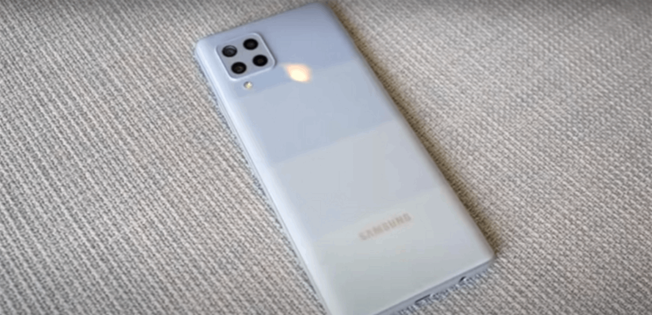 بسعر مقبول... هاتف 5G من سامسونغ سيرى النور قريبا (فيديو)