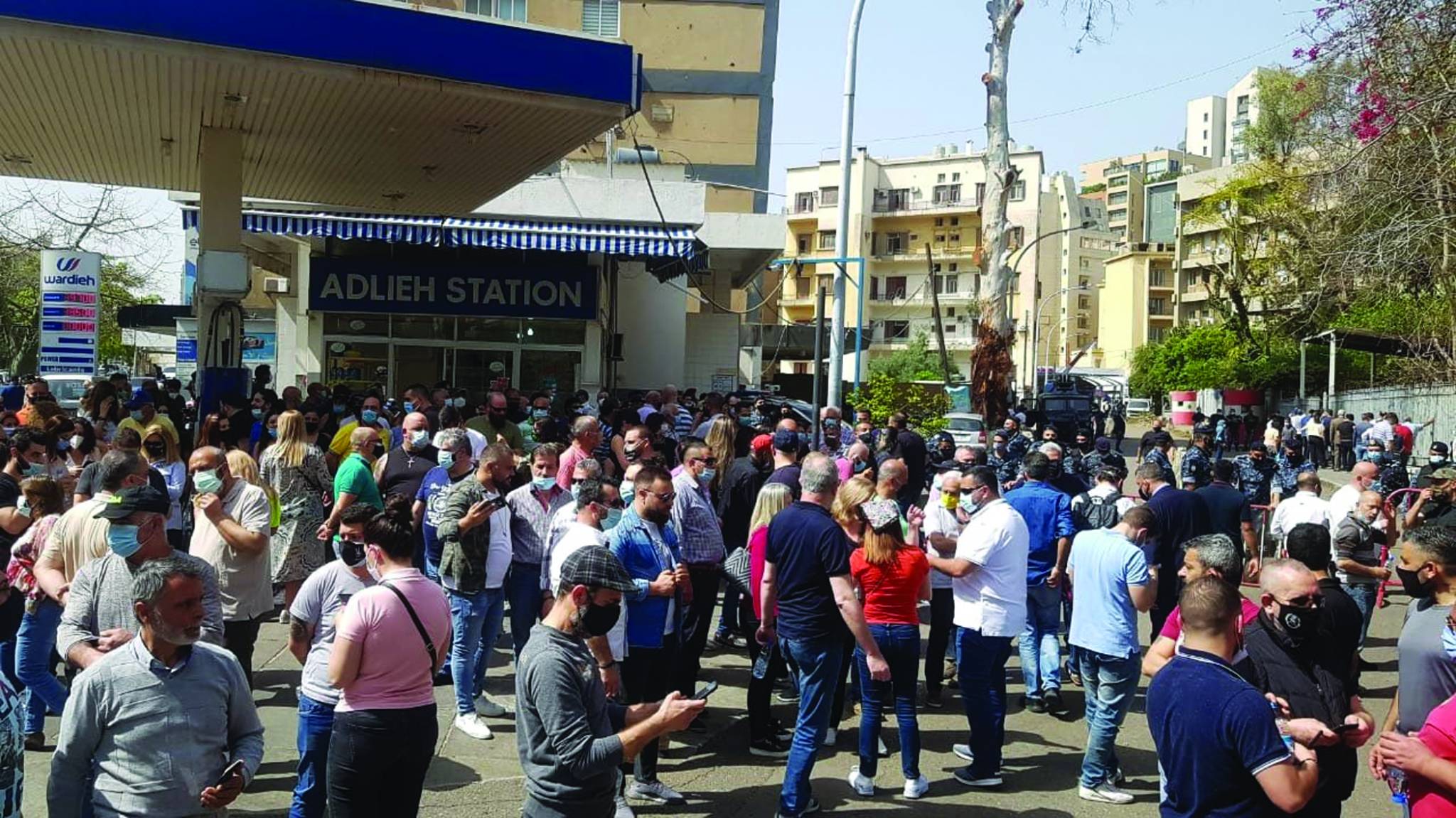 دياب عاد خالي الوفاض من قطر والحريري يشكو عون وباسيل للبابا
مجلس القضاء الاعلى يتصدى لغادة عون وتوجه «عوني» للتصعيد
«الادارة والعدل» تطالب الحكومة بتعديل المرسوم 6433 تحت طائلة المساءلة الدستورية
