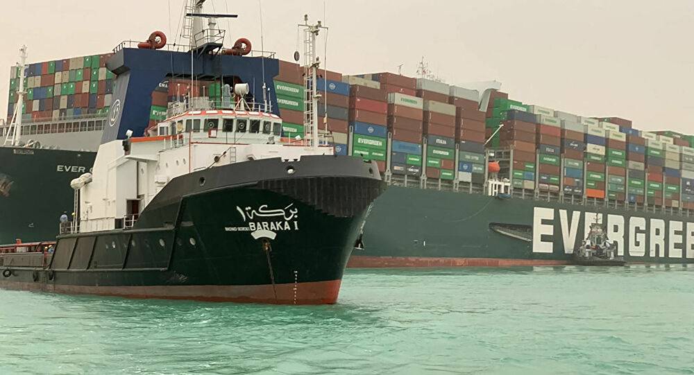 استمرار احتجاز "إيفر غيفن" في قناة السويس وسط نزاعات قانونية ومطالبات بتعويضات بملايين الدولارات
