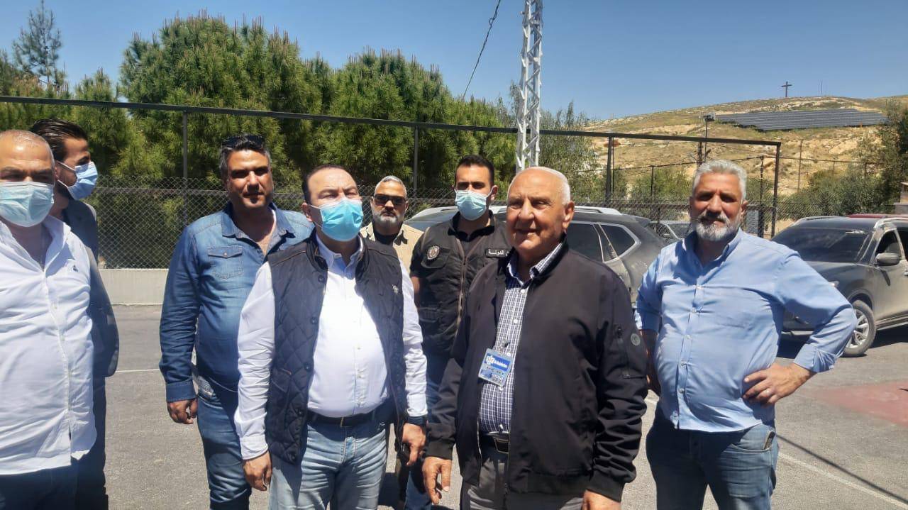 مرتضى يطمئن الأهالي الى وجود المبيدات المناسبة التي ستوزع على البلديات