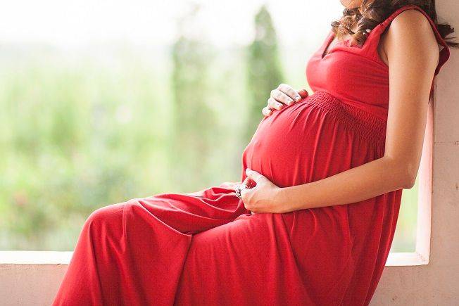 الإجهاض وانتحار النساء والرجال... دراسة تكشف هذه النتائج
