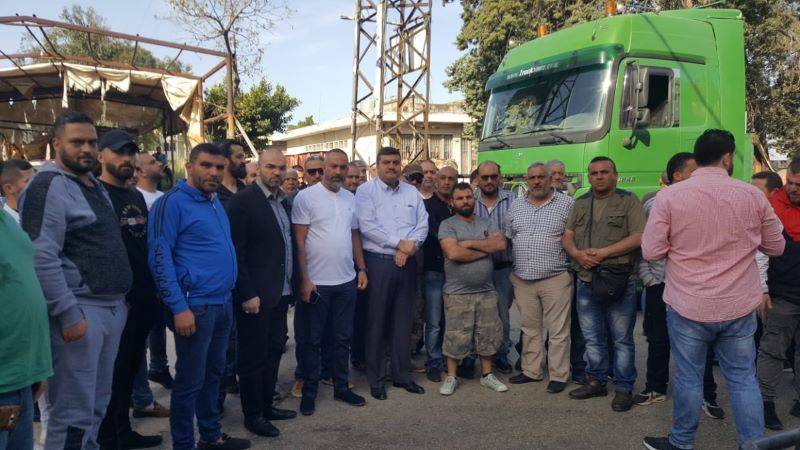 اقفال كل مراكز المعاينة الميكانيكية وعشرات الشاحنات والصهاريج تجمعت على المداخل والطرق المحيطة
