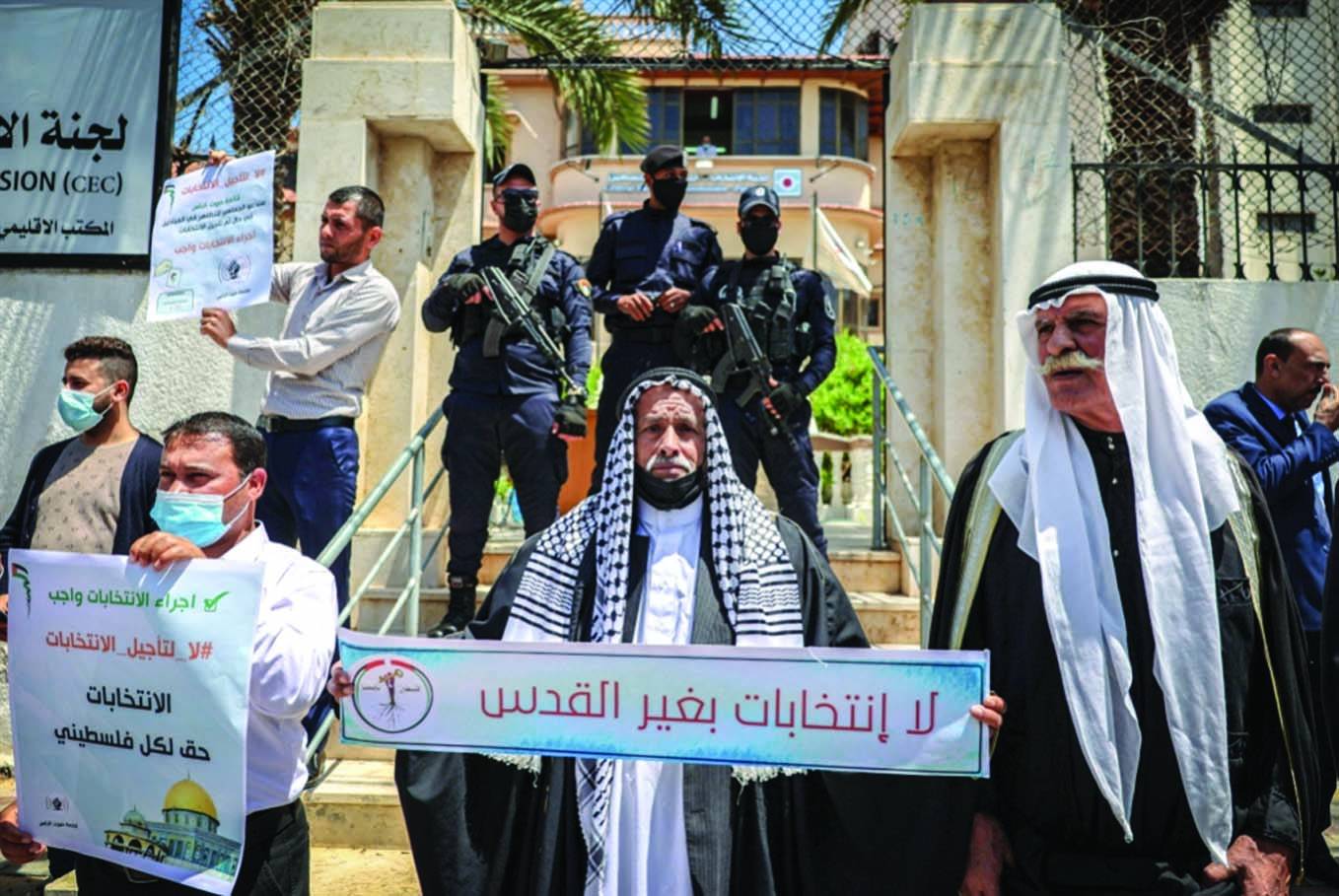 استباقا لقرار عباس… معارضة فلسطينية واسعة لفكرة تأجيل الانتخابات
