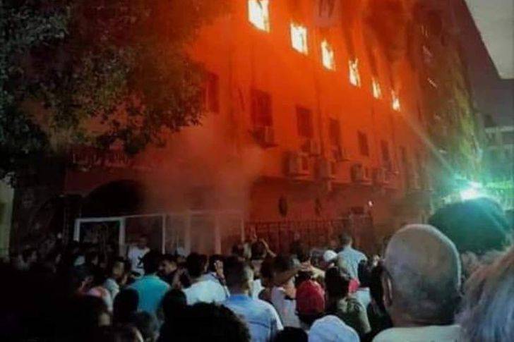 اندلاع حريق هائل في كنيسة بالجيزة والسلطات المصرية تكشف السبب