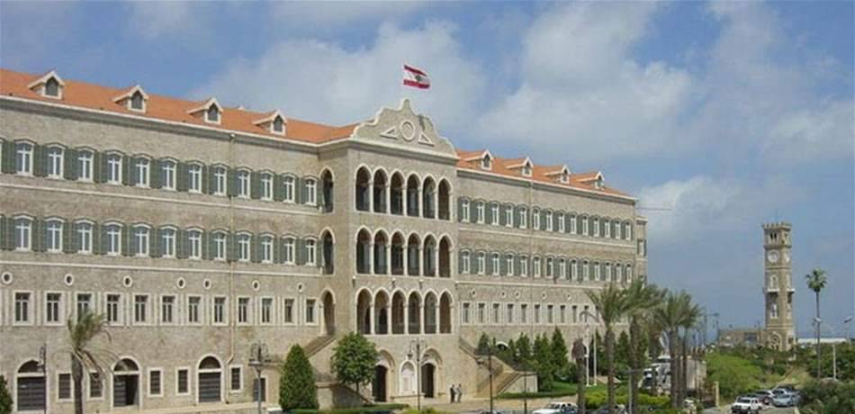 دعت الحكومة الى قرارات تراعي المصلحة العامة