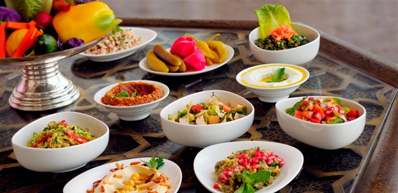 احرصوا على تناول هذه الأطعمة في رمضان