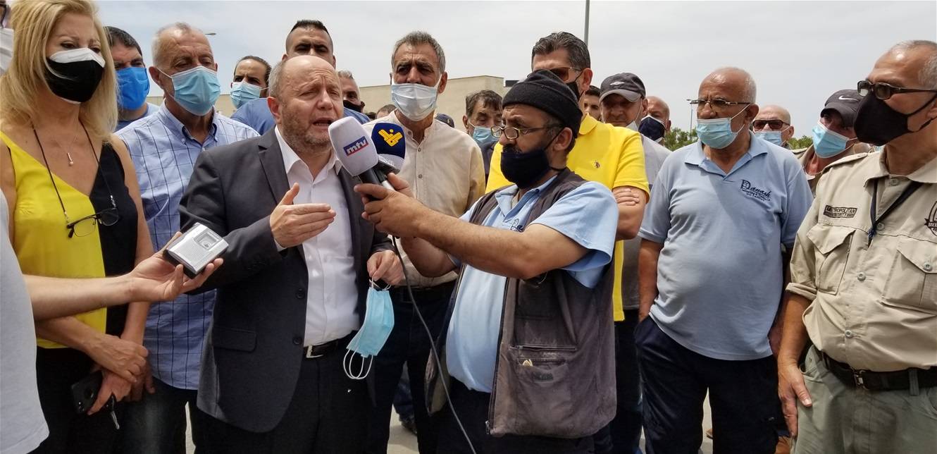 موظفو االشركة المولجة بالصيانة في "اللبنانية" يطالبون بدفع رواتبهم