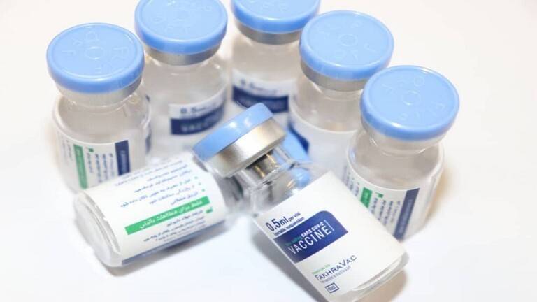 إيران تعلن نجاح الاختبار البشري للقاح "فخرا" المحلي ضدّ فيروس كورونا