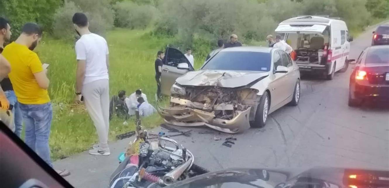 حادث سير في بينو بين سيارة ودراجة نارية...هذه نتيجته