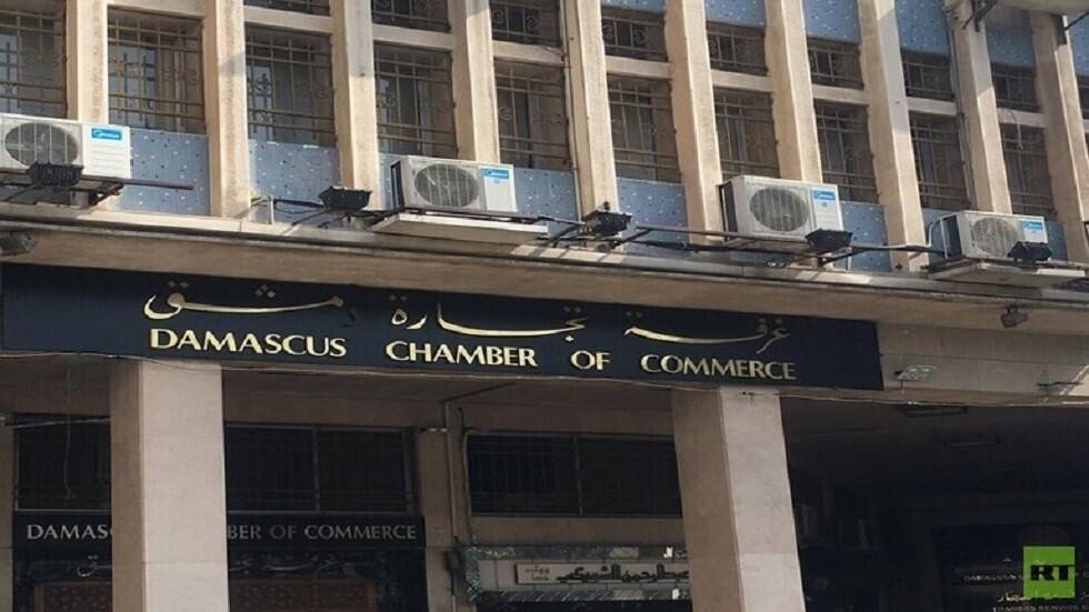 غرفة تجارة دمشق تناشد التجار والصناعيين عدم شراء الدولار حتى نهاية مايو الجاري