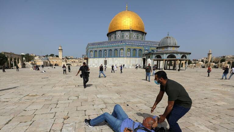 منظمة حقوقية فلسطينية: المخابرات الإسرائيلية بعثت رسائل تهديد للمشاركين بأحداث الأقصى