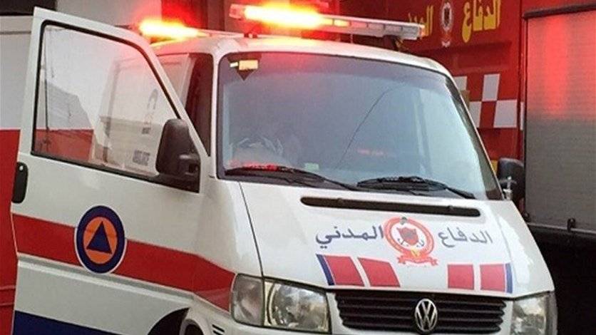 جريحان بإنقلاب سيارة على طريق عام ميروبا