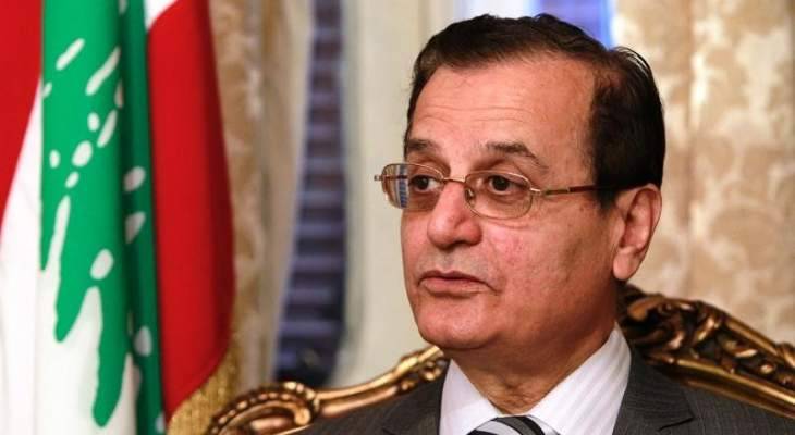 عدنان منصور: لا يمكن الرهان على الوساطات بملف الحكومة