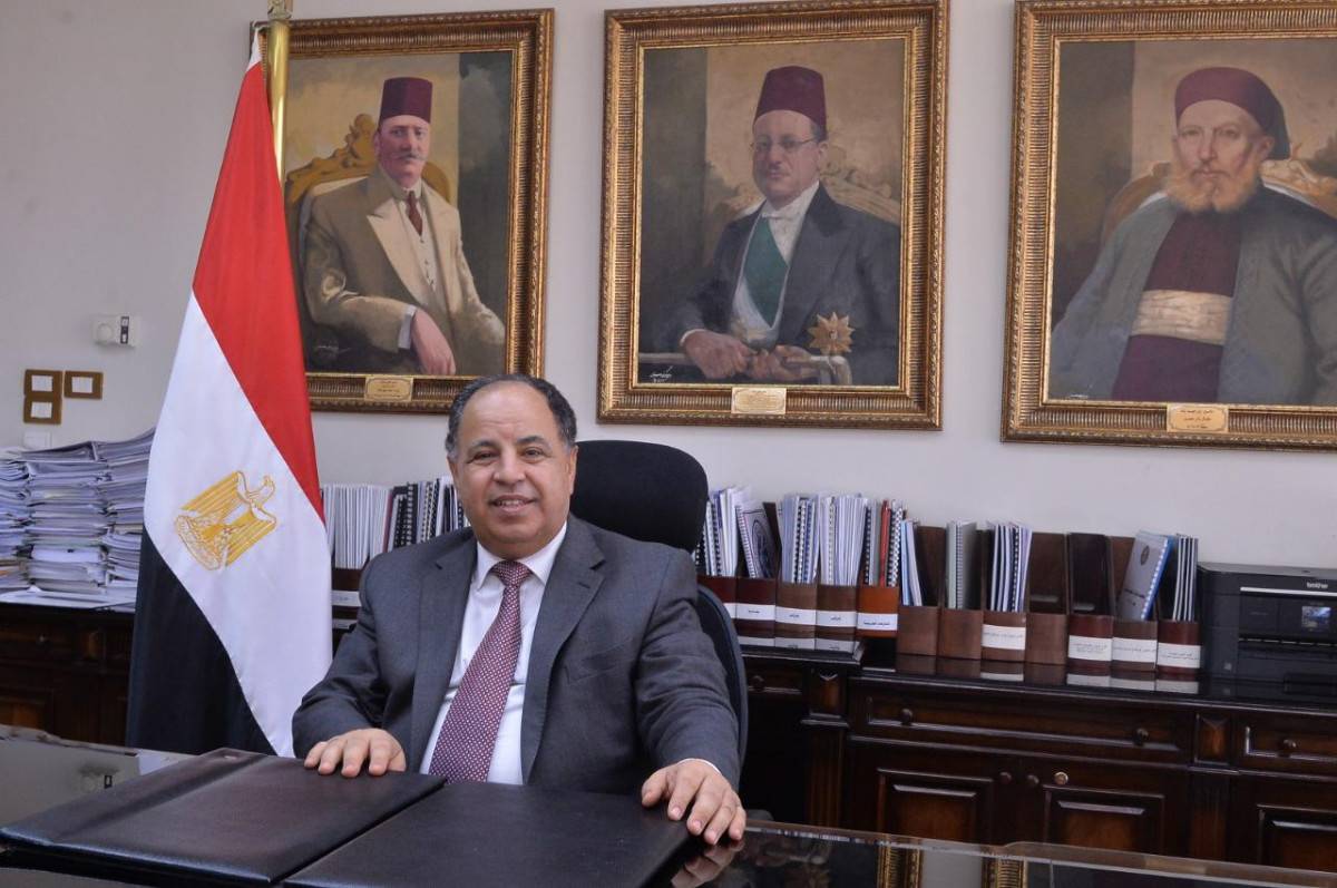 مصر تتوقع نمو اقتصادها 5.3% في المدى المتوسط و"إس آند بي" تحافظ على تصنيفها الائتماني
