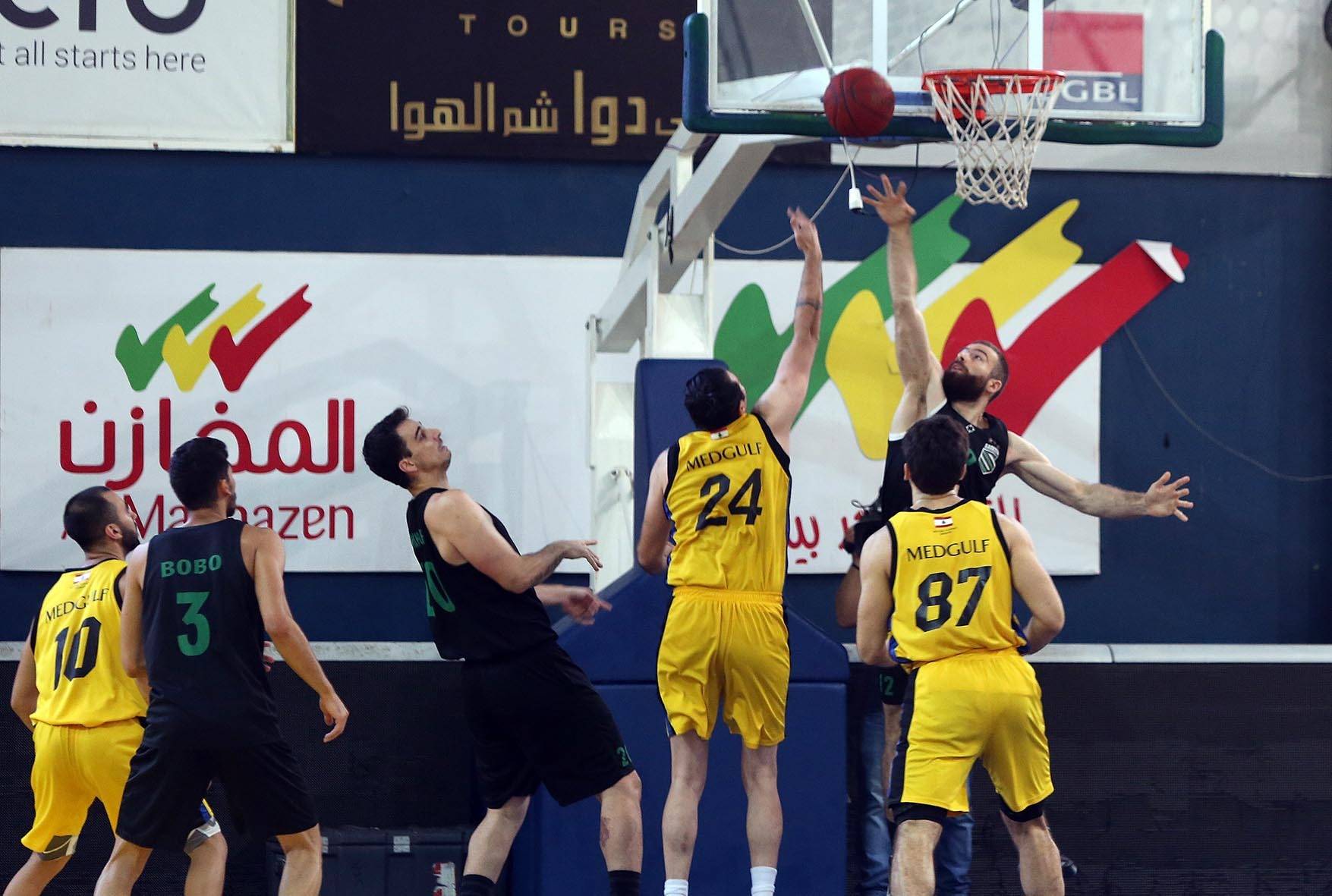 بطولة لبنان في كرة السلة :فوز كبير للرياضي على الحكمة (94-64)