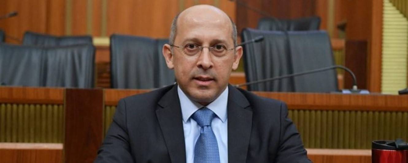 الان عون: نعم للحفاظ على الممرضات والممرضين