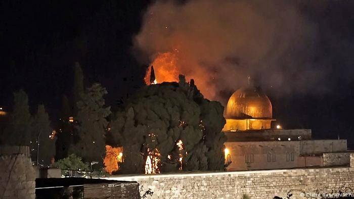القدس عروس عروبتكم!
