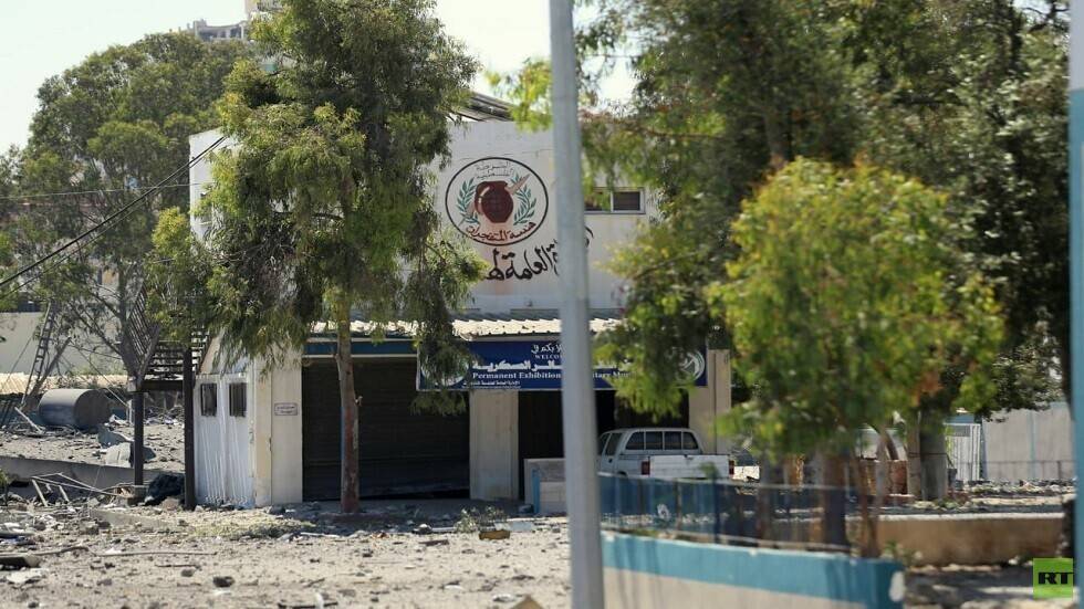 صور توثق الدمار الذي لحق بالمقرات الأمنية في غزة نتيجة القصف الإسرائيلي