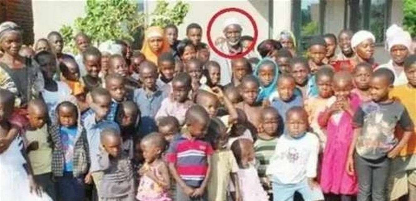 أنجب 151 طفلاً... ولا يزال يرغب بالمزيد