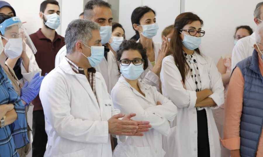 وقفة تضامنية بمستشفى الكرنتينا استنكارا للاعتداء على الأطباء