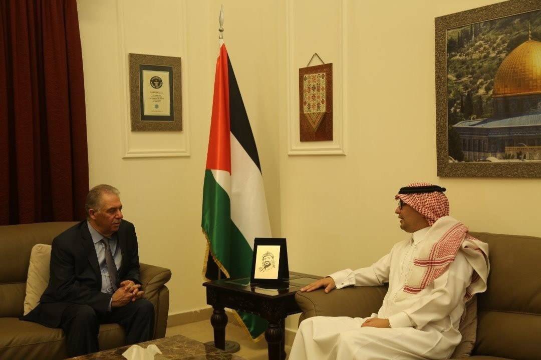 دبور استقبل بخاري وعرضا التطورات