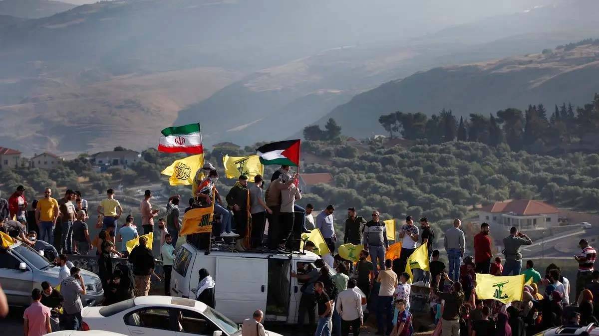 فلسطينيو لبنان بين المواجهة والهجرة