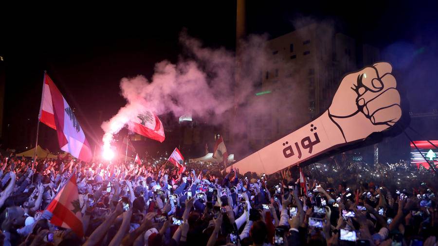 هل يعود اللبنانيون الى الشارع؟!...فقدان القوت فتيل الانفجار