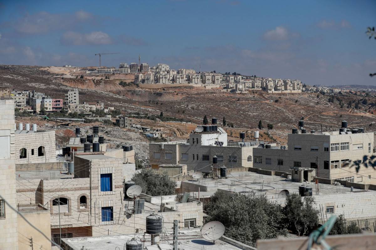 أكبر صندوق سيادي بالعالم يستبعد شركتين مرتبطتين بمستوطنات إسرائيلية في فلسطين