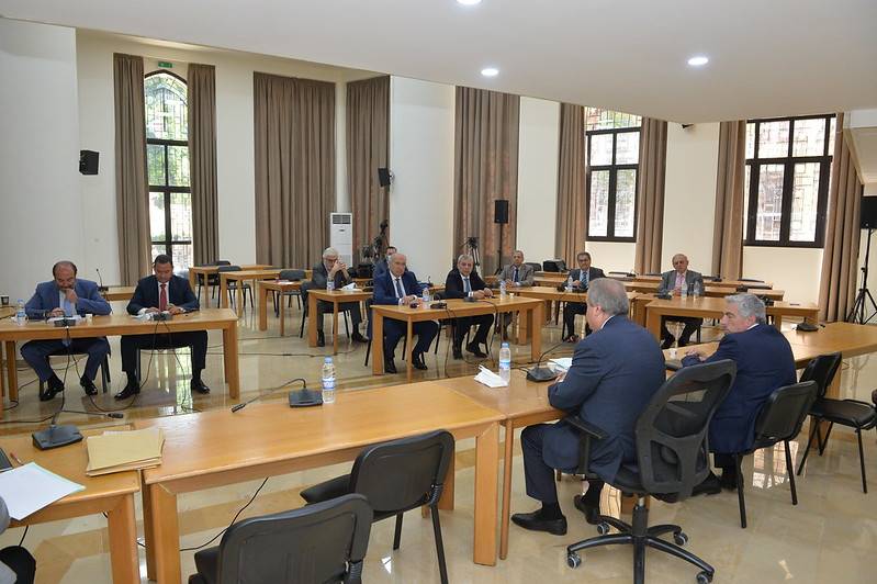 "لجنة الخارجية" نددت بالعدوان الاسرائيلي: حل الدولتين يعطي الفلسطينيين بعض الحقوق