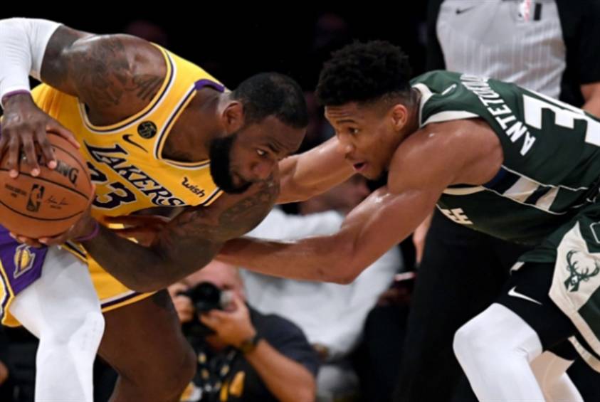 ليكرز إلى البلاي أوف
بفضل سلة قاتلة لجيمس