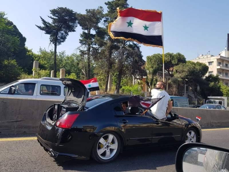سوريون توجهوا من الهرمل بحافلات للمشاركة في العملية الانتخابية