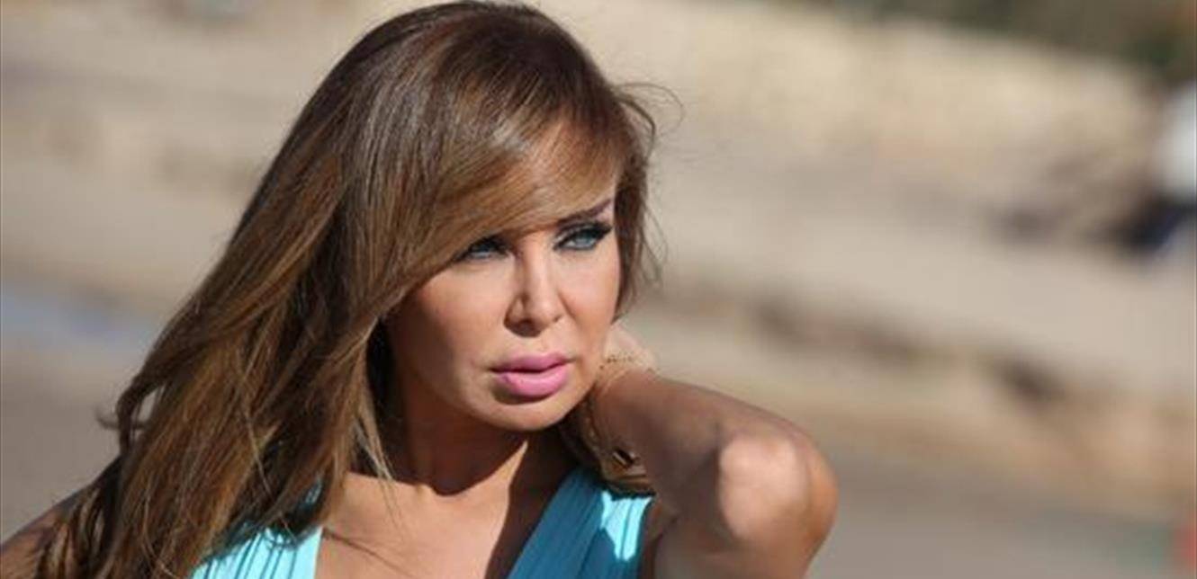 التجميل يغيّر ملامح هذه الفنانة اللبنانية بالكامل.. والجمهور: تشبه الدمى! (صور)