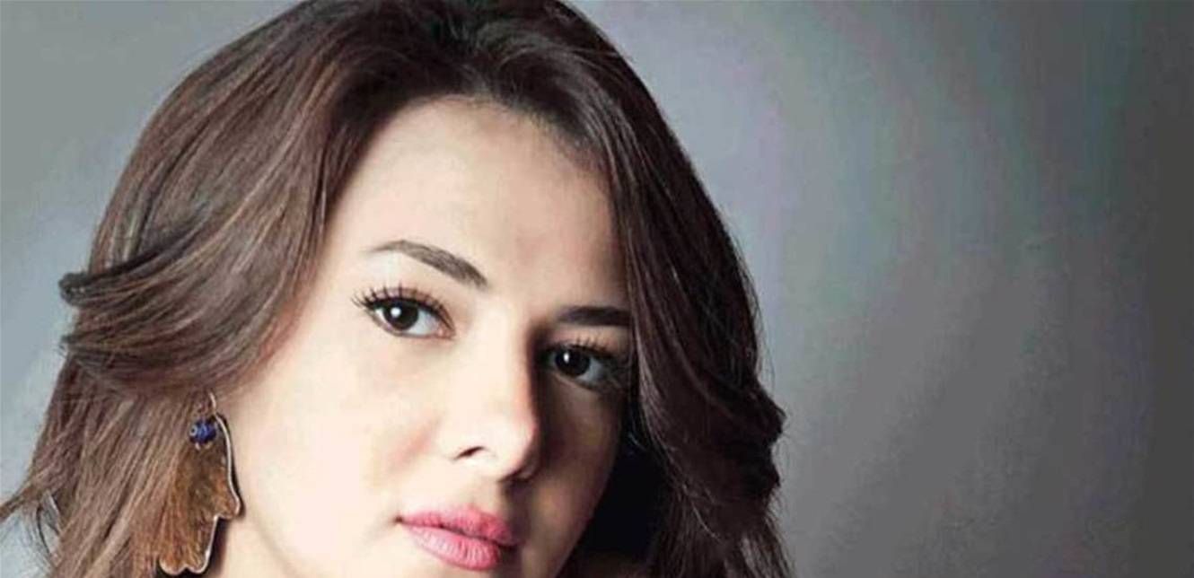 دنيا سمير غانم تطلب الدعاء لوالديها