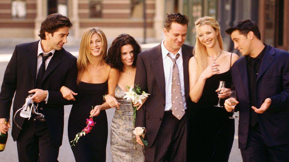 بالصورة.. إليكم "البوستر" الرسمي لحلقة مسلسل Friends المنتظرة