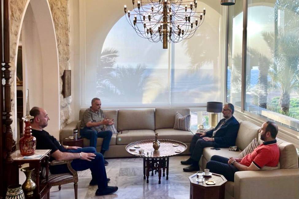 أرسلان عرض مع الخليل الأوضاع المحلية والإقليمية