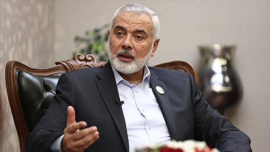 الأمير الشيخ نواف الأحمد يتلقى اتصالاً هاتفياً من هنية
