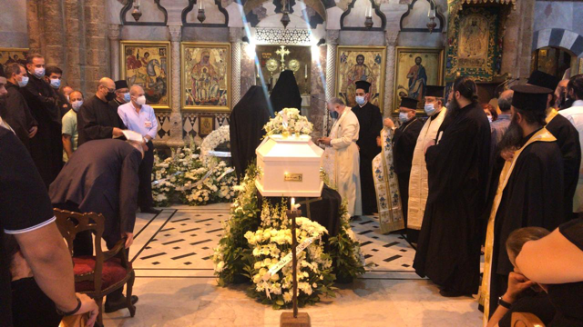 الميناء شيعت ابنها القاضي وهيب دورة