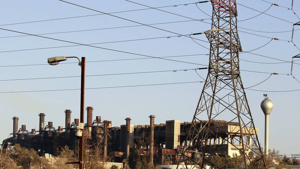 الأردن.. جدل حول سبب انقطاع الكهرباء والبرلمان يبدأ تحقيقا