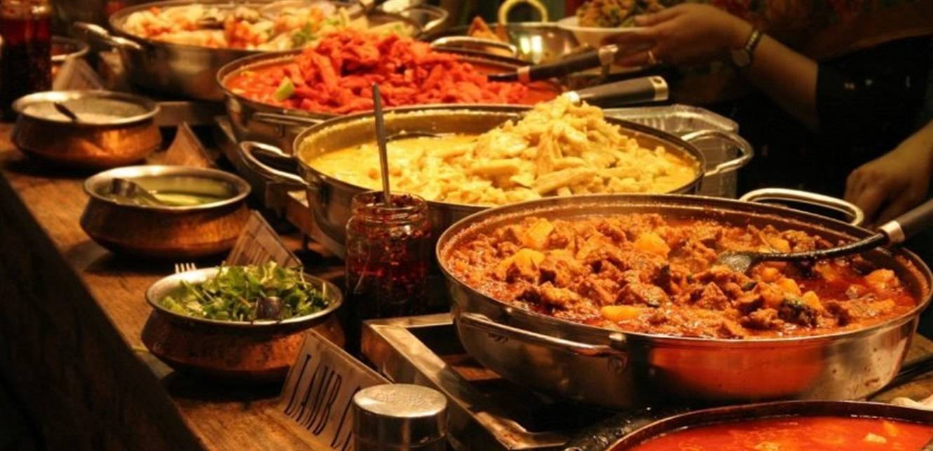 عملية غشّ غريبة في أحد المطاعم.. هذا ما يضيفونه على المأكولات الفاسدة!